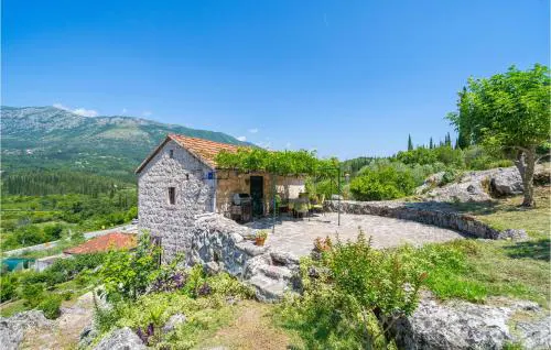 Beautiful Home In Gruda With Wifi