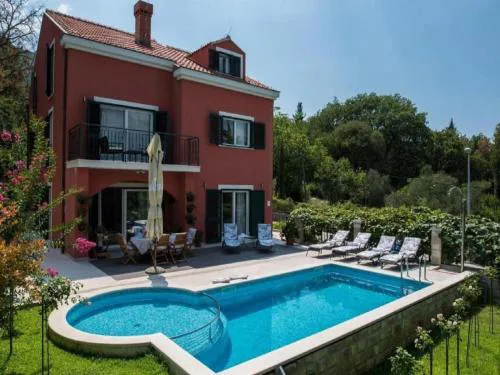 Beautiful Villa surrounded by Greenery with Swimming Pool