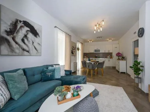 Villa Anita - Five Bedroom Villa with Swimming pool