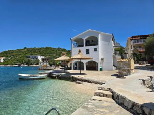 Apartments Marinko
