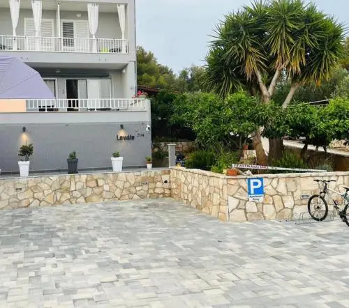 Apartments by the sea Loviste - Peljesac - 24163