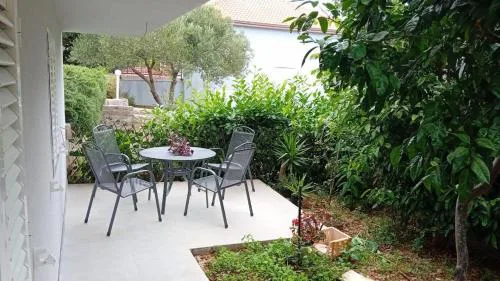 Loviste apartments