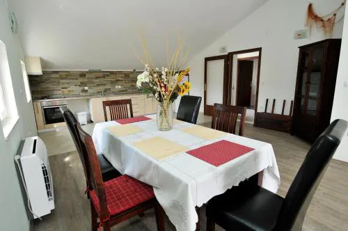 Apartment Fiorenini 2