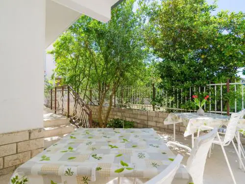 Apartments & Rooms Bari i - Superior Studio Apartment with Balcony and Garden View G2-7