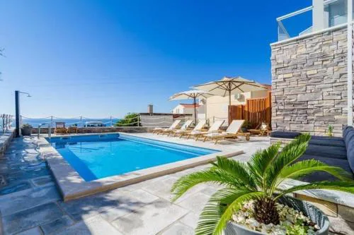 Apartments Villa Capitano - Two Bedroom Apartment with Balcony and Sea View CRNI