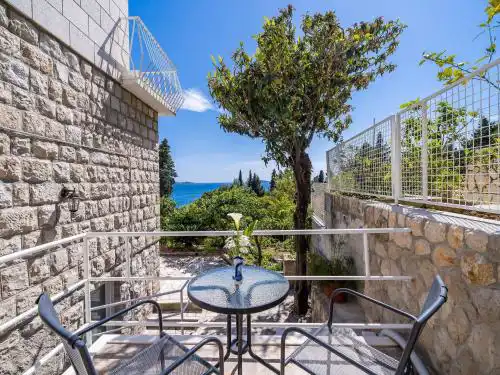Guest House Villa Nina- Two Bedroom Apartment with Terrace and Sea View Apt67