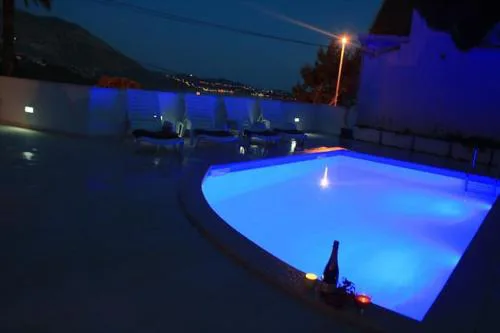 Sweet House
