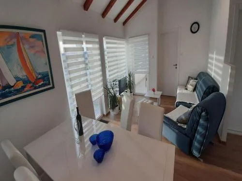 Villa Nika-Five Bedroom Villa with Pool