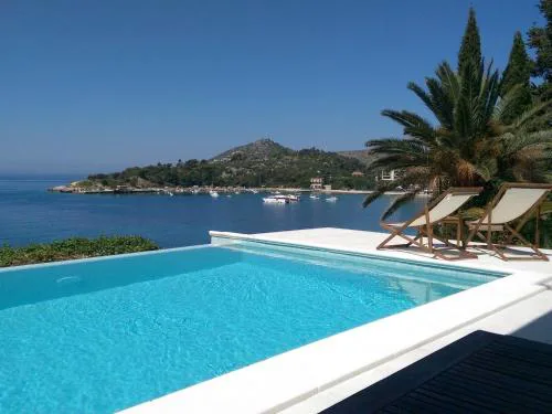 Villa with 1 room and terrace