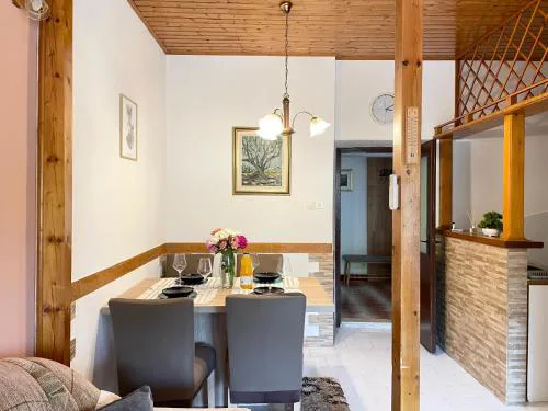 Bata Apartment - 1st row to the Neretva River