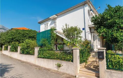 2 Bedroom Stunning Apartment In Orebic
