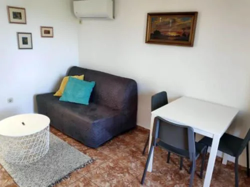Apartments Antonio - Two Bedroom Apartment with Terrace Apartment F