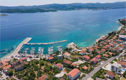 Gorgeous Apartment In Orebic With Wifi