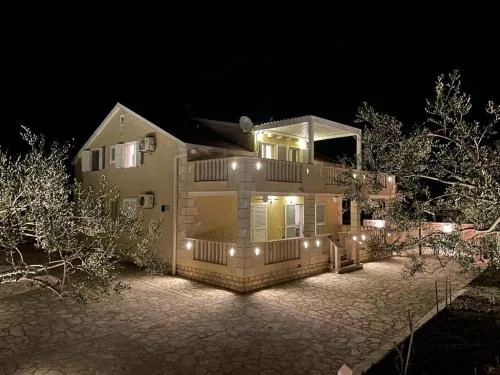 Haus Heidi