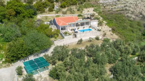 Holiday Villa Natura