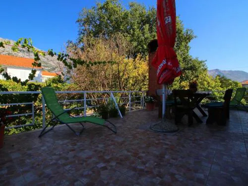 Three bedroom apartment with terrace