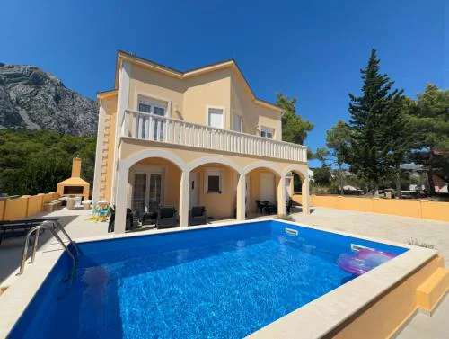 Villa Sunshine