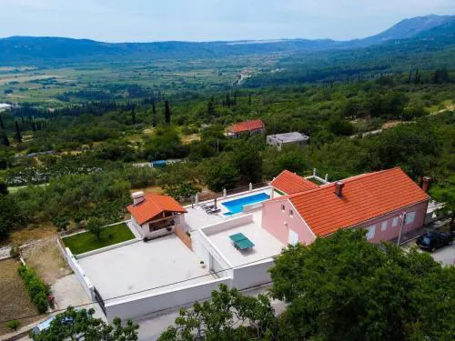 Villa Dragi - Four Bedroom Villa with Swimming Pool, Terrace and Sea View