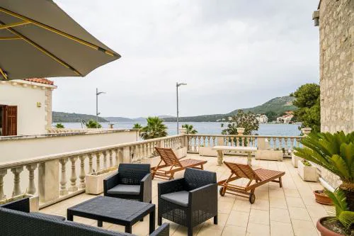 Apartments Davor