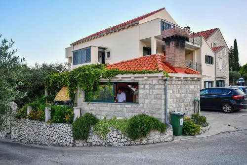 Curic apartments