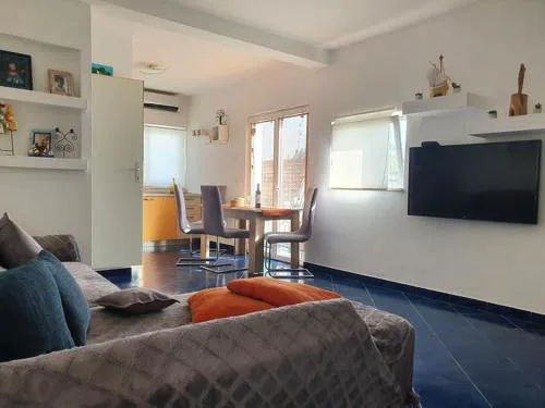 Apartmani Ankica Dekovići bb