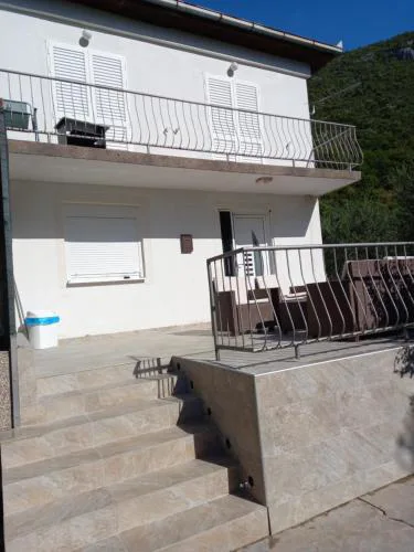 Kuća za odmor DIJANA