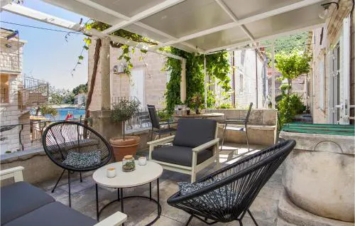 Nice Home In Trstenik With Wifi