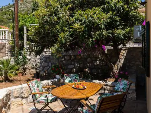 Apartment Pod Nespolom - One Bedroom Apartment with Terrace