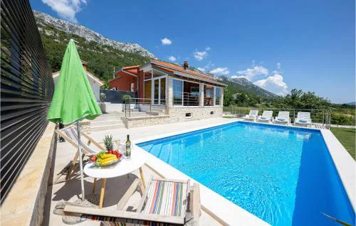 Lovely Home In Dubrava With Sauna