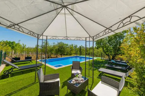 Villa Green Garden in Imotski, private pool