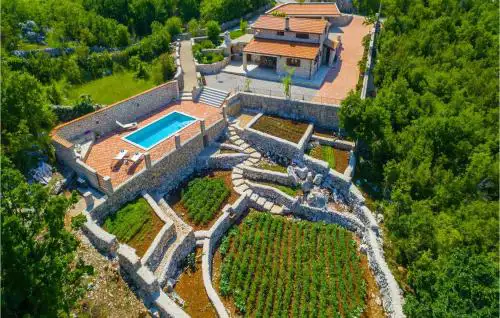 Villa Gardens