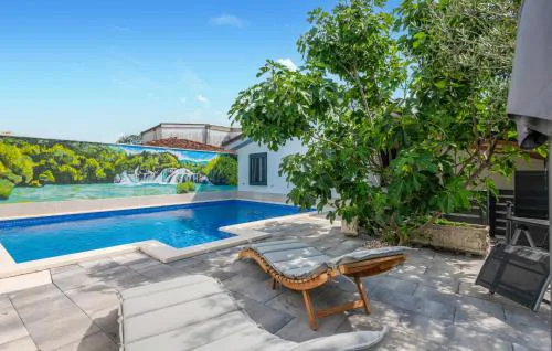 Nice Home In Vinjani Donji With Wifi