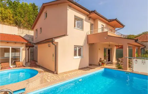 Nice Home In Dusina With Wifi