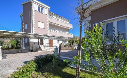 Apartments Vesna