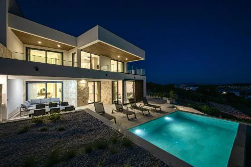 Villa Azure Irena