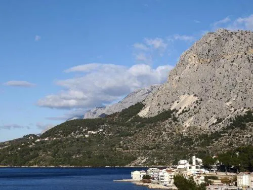 Apartments Ivi