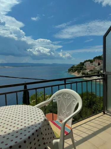 Apartment Lucija Mimice
