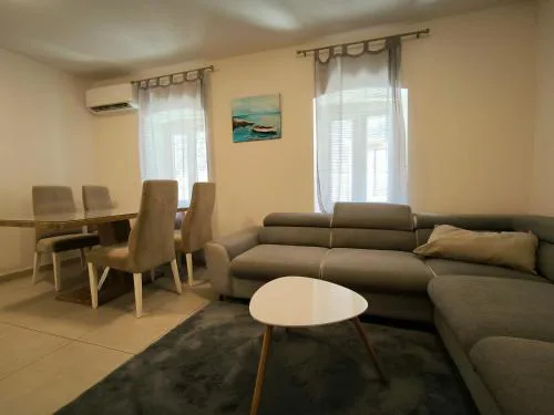 Apartment in a small village near the beach