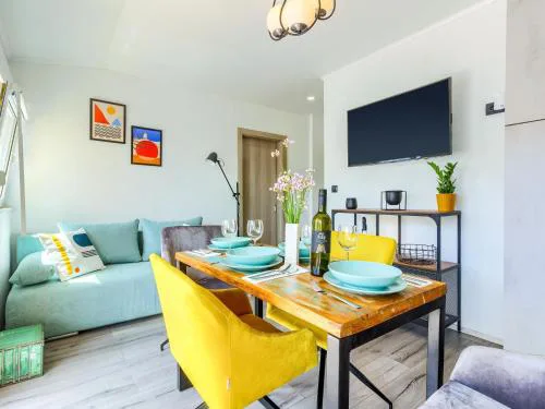 Adorable apartment with terrace and sea view