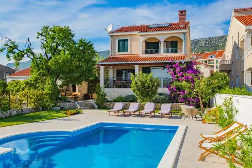 Villa Mendula