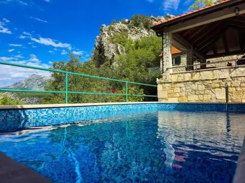 Villa Tiho