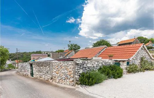 Pet Friendly Home In Blizna Donja