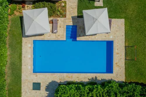 Villa Lavandis with Jacuzzi and 50m2 Pool