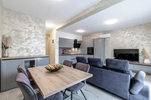 Apartment Nikol