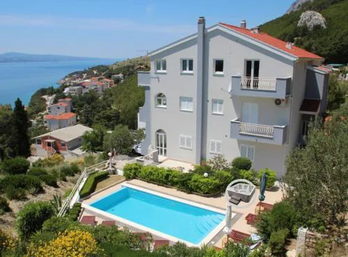 Apartment Tafra 1
