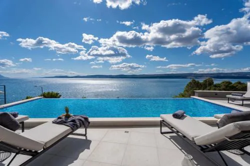 Luxury villa Euphorica Omis with pool, jacuzzi, sauna, gym