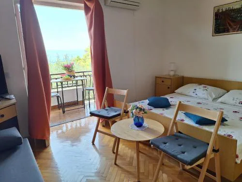 Oliva Apartments
