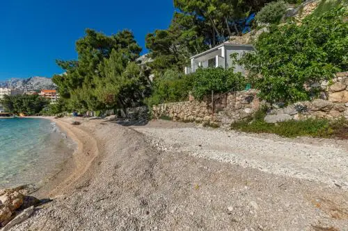 Family friendly seaside apartments Nemira, Omis - 4277