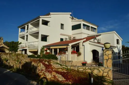 Apartment in Vinišce with Balcony, Air condition, WIFI, Washing machine (4753-4)