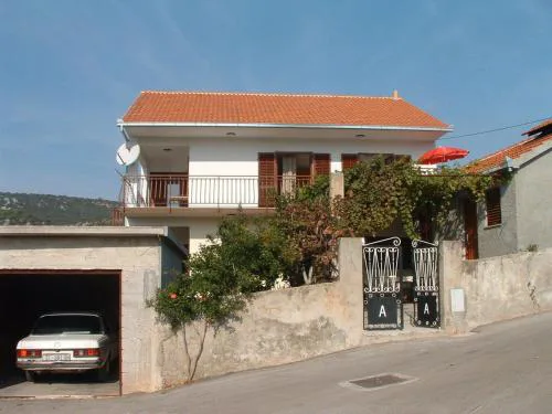 Apartment Ivo
